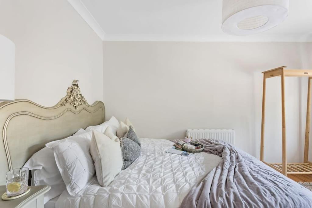 Bramblewood - Cosy Chic, Hot Tub, Close To Beach Stokeinteignhead Exterior foto