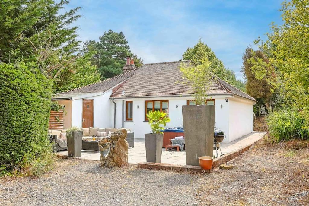 Bramblewood - Cosy Chic, Hot Tub, Close To Beach Stokeinteignhead Exterior foto