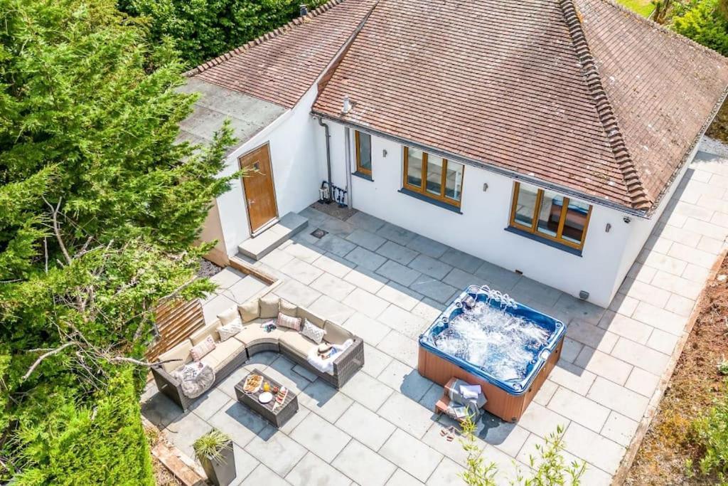 Bramblewood - Cosy Chic, Hot Tub, Close To Beach Stokeinteignhead Exterior foto