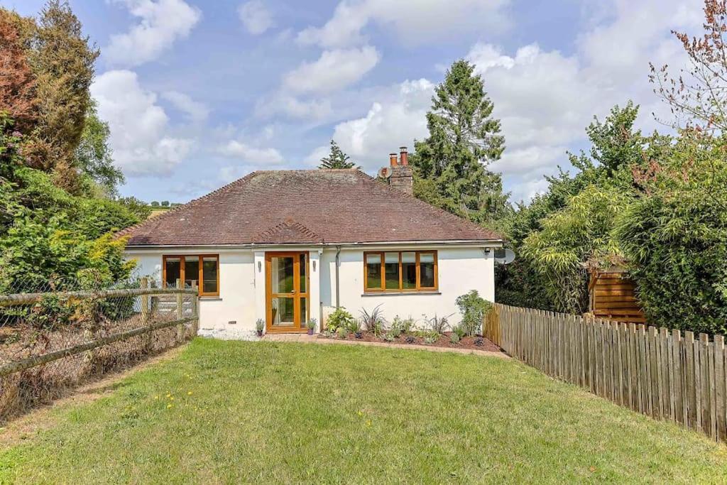 Bramblewood - Cosy Chic, Hot Tub, Close To Beach Stokeinteignhead Exterior foto